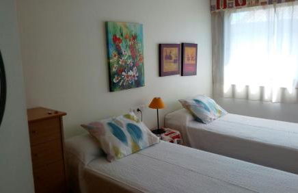 APARTAMENTO PEREGRINOS y USO TURISTICO CENTRO DE A GUARDA - Foto 9