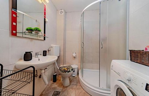 2 Bedroom Gorgeous Home In Hodilje - Photo 32