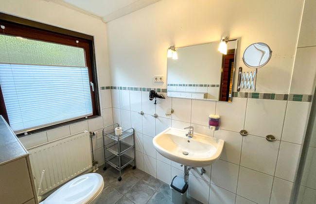 2 bedroom Apartment in Thalfang with garden - Photo 17