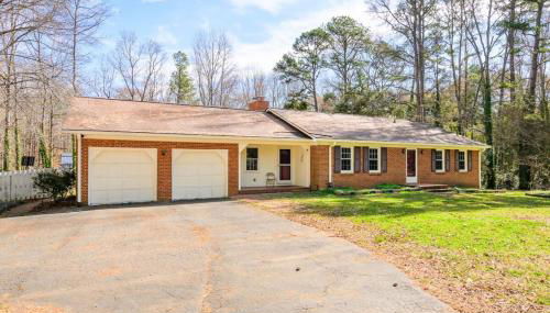 BloomingFarmsStay,Sleeps 9,GameRoom,FirePit,Grill - Foto 5