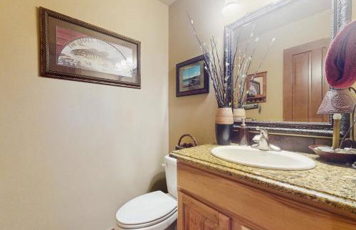 Fireside Escape at Lake Cushman - Photo 19