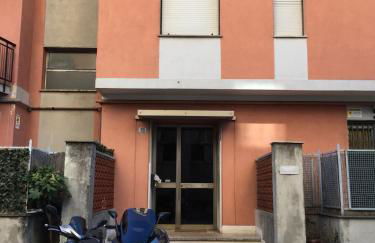 Overlooking Genoa - Foto 39