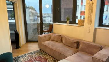 Check Point Charlie Luxury Apartment with Balcony - Photo 2