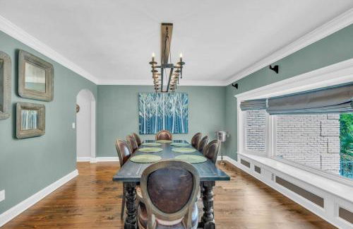 The Wexford French Chateau w Pool - Photo 27