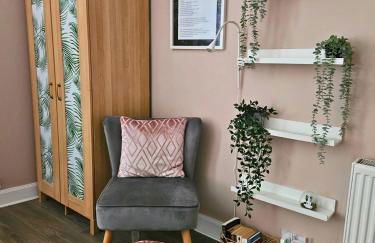 The Ferns - Modern Apartment With Parking & Shared Garden - Foto 25