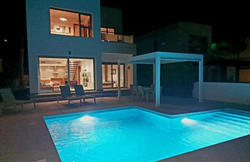 Modern Villa Frontline Golf - Foto 1