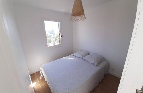 Appt 3 pièces climatisé avec terrasse - draps et serviettes non fournis - Foto 7