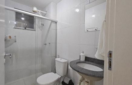 Apto com facil acesso ao Aeroporto e Mangueirão, com elevador, garagem e piscina - Foto 16