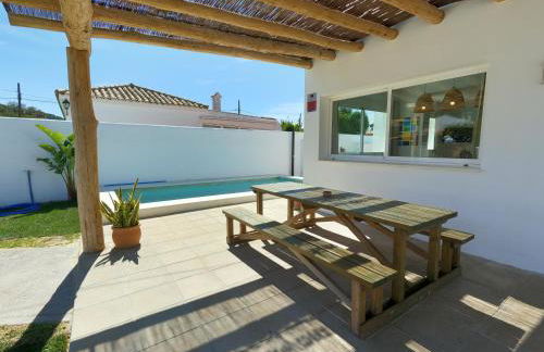 Preciosa Villa Independiente 100metros playa 10personas, Free Parking, Fully renovated Now - Foto 4
