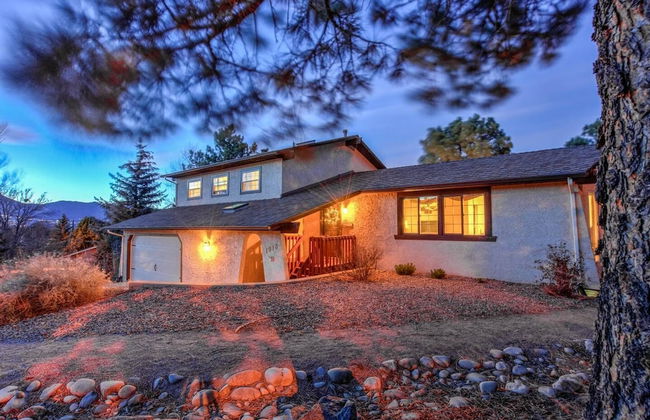 4BR Entertainer AF Academy Hot Tub, Firepit! - Foto 68