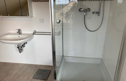 1 WG Zimmer (Apartment) im Dachgeschoss in 70839 Gerlingen - Foto 7