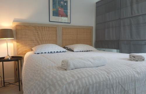 Studio calme petite vue lac - Photo 10