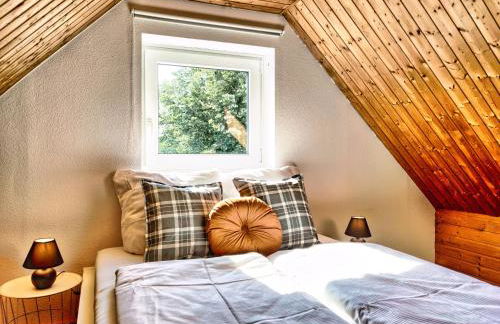 Early Year Deal - 150 qm Fachwerkhaus mit Heimkino & Privat-Sauna & Pool - Photo 8