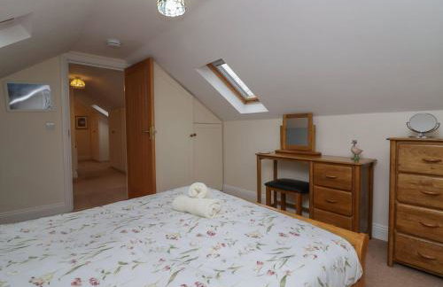 Low Jock Scar - Foto 62