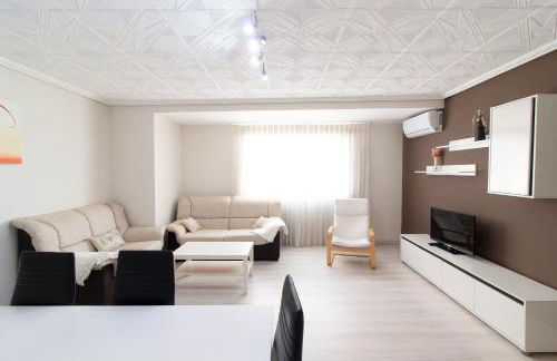 Global Properties, Apartamento de 4 habitaciones a 100 m de la playa - Foto 6