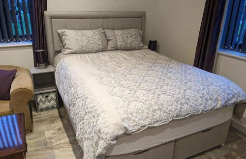 Private garden annexe with kitchenette - Foto 8