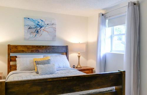 District Heights Apartment with Patio and Seating - Foto 13