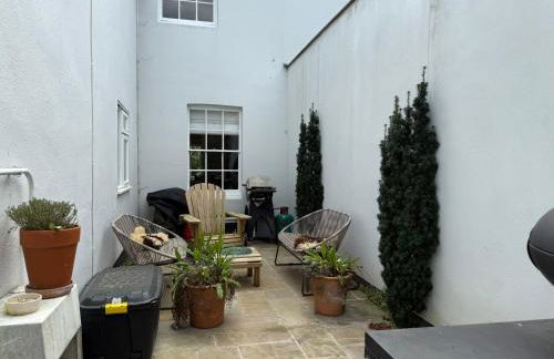 Tranquil Seaside Cottage by NewFo - Photo 42