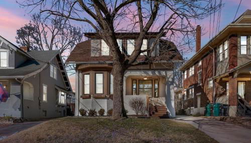 Oakley Square 3br Charmer - Total Walkability 3 Bedroom Home by RedAwning - Foto 2