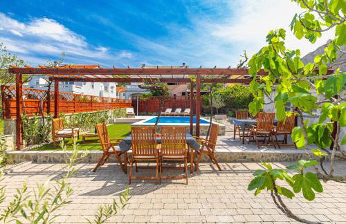 Home Away From Home with a heated pool - Foto 6