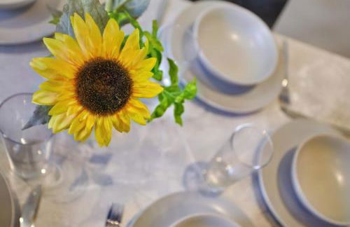 2022 Two Bed Stylish House Near Beach - Foto 10