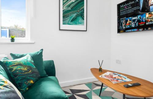 Modern 2 Bed Apartment - Sleeps 3 - Netflix - Parking 55C - Foto 10