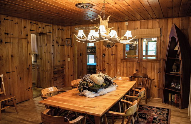 Cozy Riverside Getaway Pine Bend Cottage - Foto 12