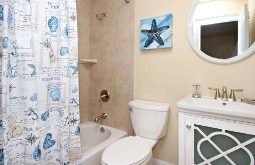 Cute 2 bedroom, 2 bath Condo at Folly Field Beach - Foto 8