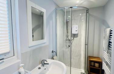 Romantic Cabin Retreat on 50-Acre Suffolk Farm - Foto 5