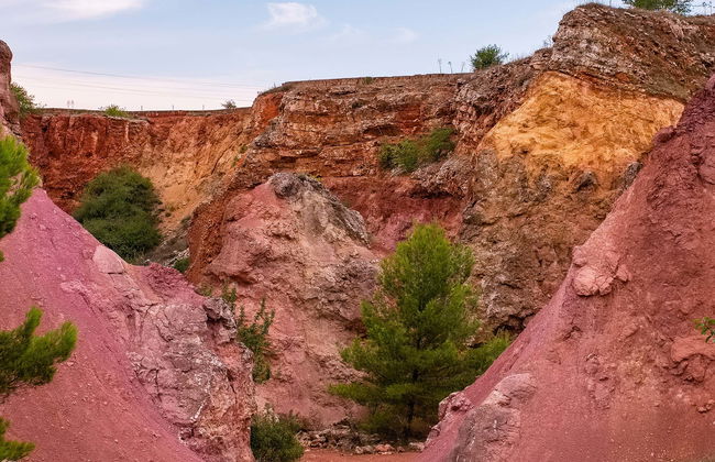Hiking to the Bauxite Mines of Apulia - Photo 5