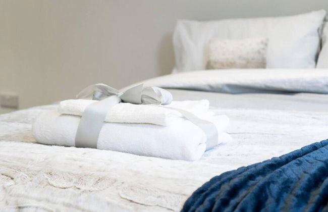 Livestay - 2 Bed Hollywood Movie Themed Apt - Foto 11