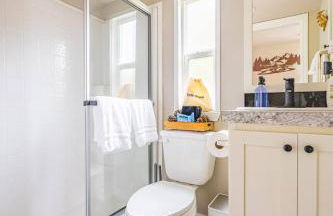 Rainforest Tiny Home Rustic - Foto 13