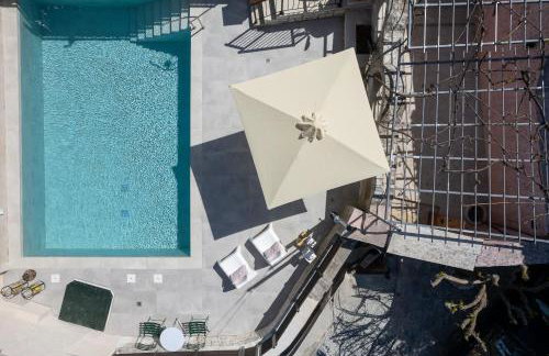 Captain's Hyatt - Photo 35