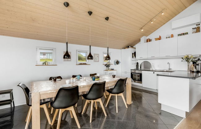 "Samuil" - 300m to the fjord - Foto 31