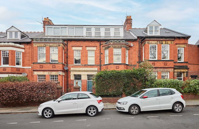 Host Stay The Rooftop Gallery - Photo 15