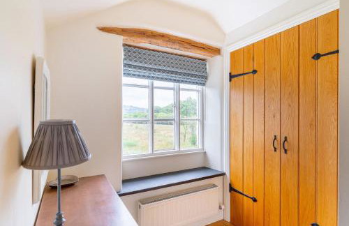 Field Cottage - Photo 11