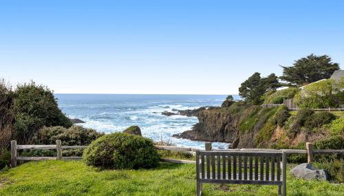 Luxe Remodeled Oceanfront Home on the Bluff - Foto 4