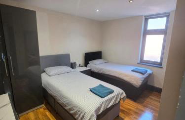 133B PARK ROAD STRETFORD MANCHESTER - Photo 2