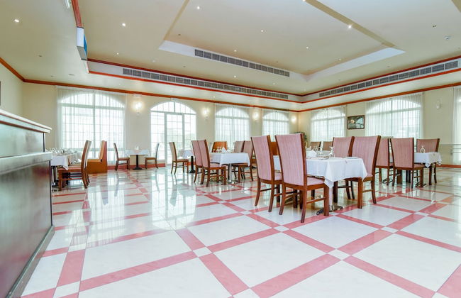 OYO 231 Holiday Arabian Resort - Photo 17