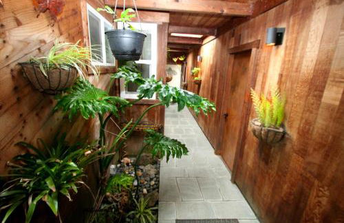 Beach Nest! Hot Tub! Sauna! BBQ Grill! AMAZING VIEWS!! Romantic Getaway! Dog Friendly!! - Foto 14