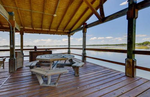 Waterfront Lake Placid Home with Private Dock! - Foto 2