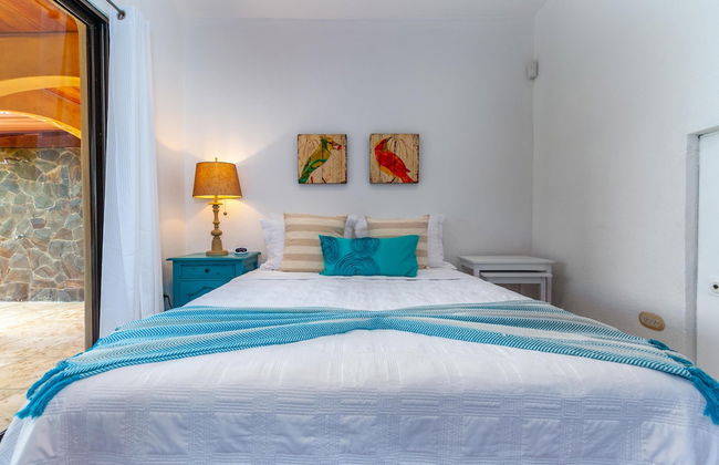 Ocean-view Villa Above Potrero Overlooking two Bays - Photo 4