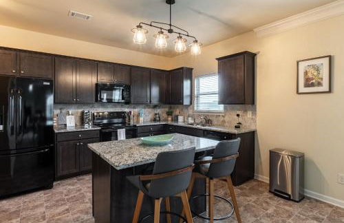 4-Bedroom Retreat with 5-Star Amenities - Foto 23