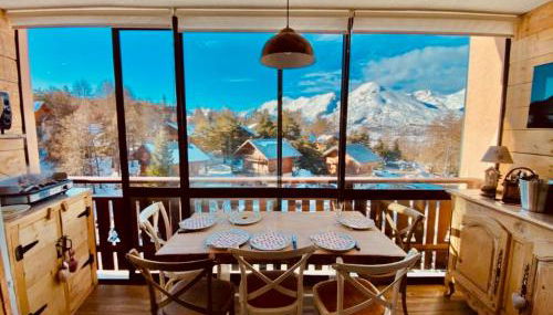 La joue du loup, aux pieds des pistes et vue sur montagnes - Foto 4
