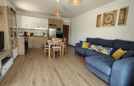 HAPPY HOLIDAYS - Photo 9