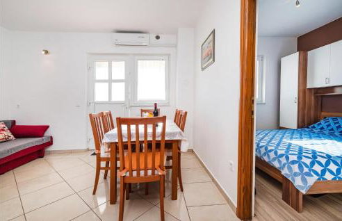 2 Bedroom Nice Apartment In Rtina - Photo 5