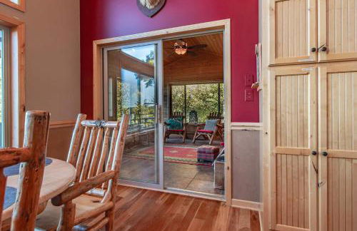 Spacious Leech Lake Home on 2 Private Acres, 200' of lake shore 15 Minutes to Walker with boat lift, dock, swimming, fire pit - Foto 39