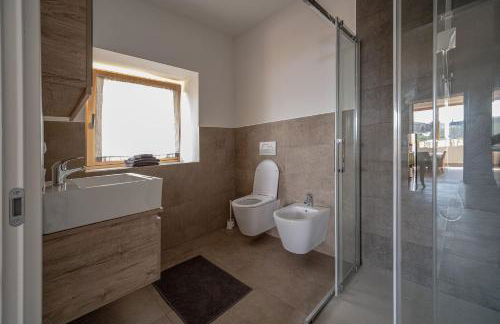 Apartment with terrace - Monte Ponente - Photo 9