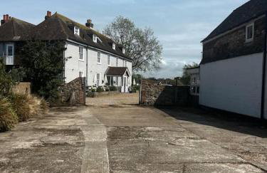 Willow Lodge - Photo 16