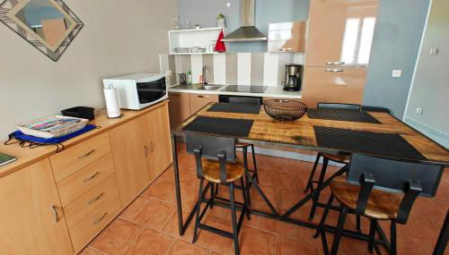 Maison de plain-pied avec un grand jardin - Photo 3, stove